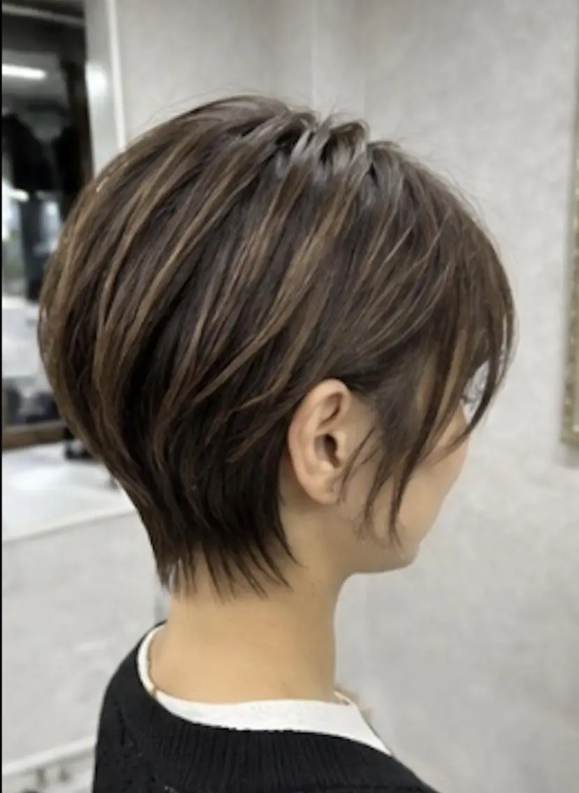 カラー Lino 深井駅前店のヘアスタイル