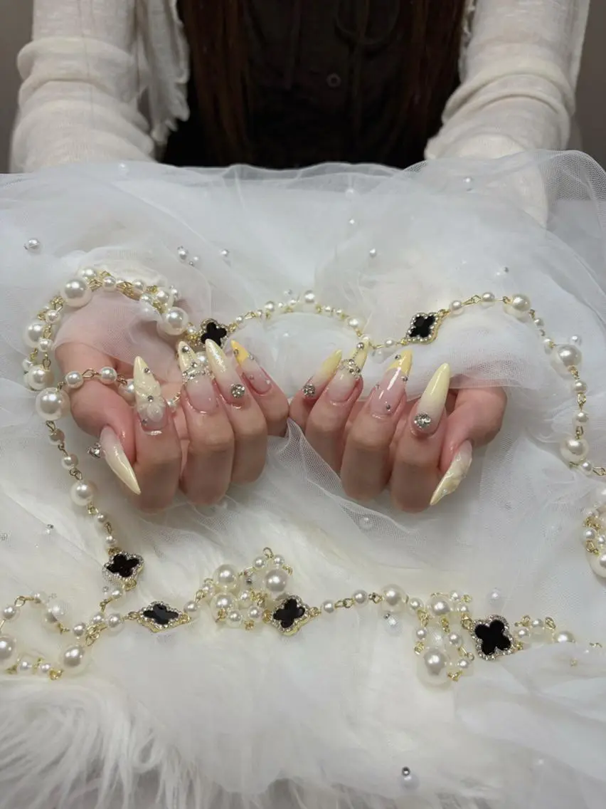 キッズ ハンドネイル Huyn Nail Shinjyukuのネイルデザイン