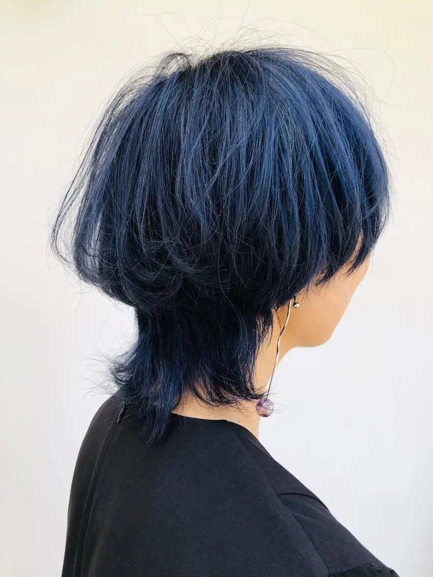 ショート カラー サワタ ミサのヘアスタイル