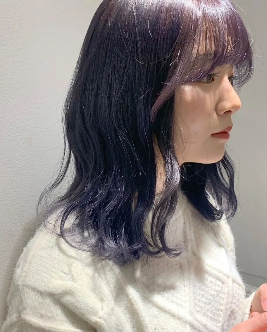 ミディアム カラー ヘアアレンジ パープルカラー カット ヘアカラー トリートメント ヘアセット 憧れの艶ハイトーンへ 🌙サイダサキのヘアスタイル