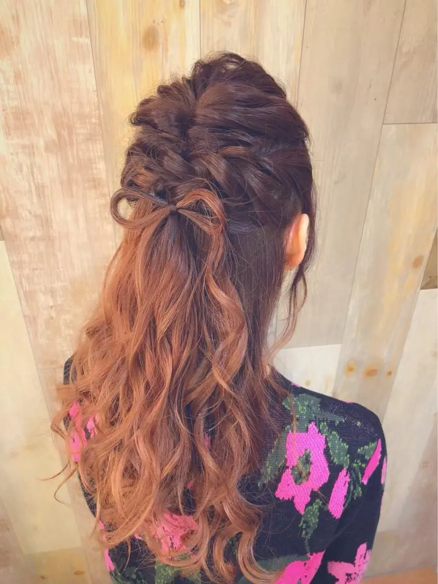 ロング ヘアアレンジ repose日本橋 室町のヘアスタイル