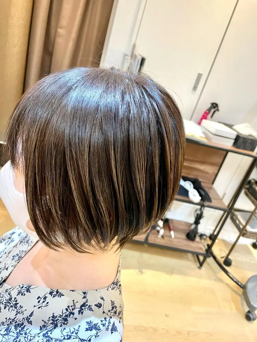 ショート ハイライト ✨シルクストレート✨ 美髪髪質改善Yukiのヘアスタイル