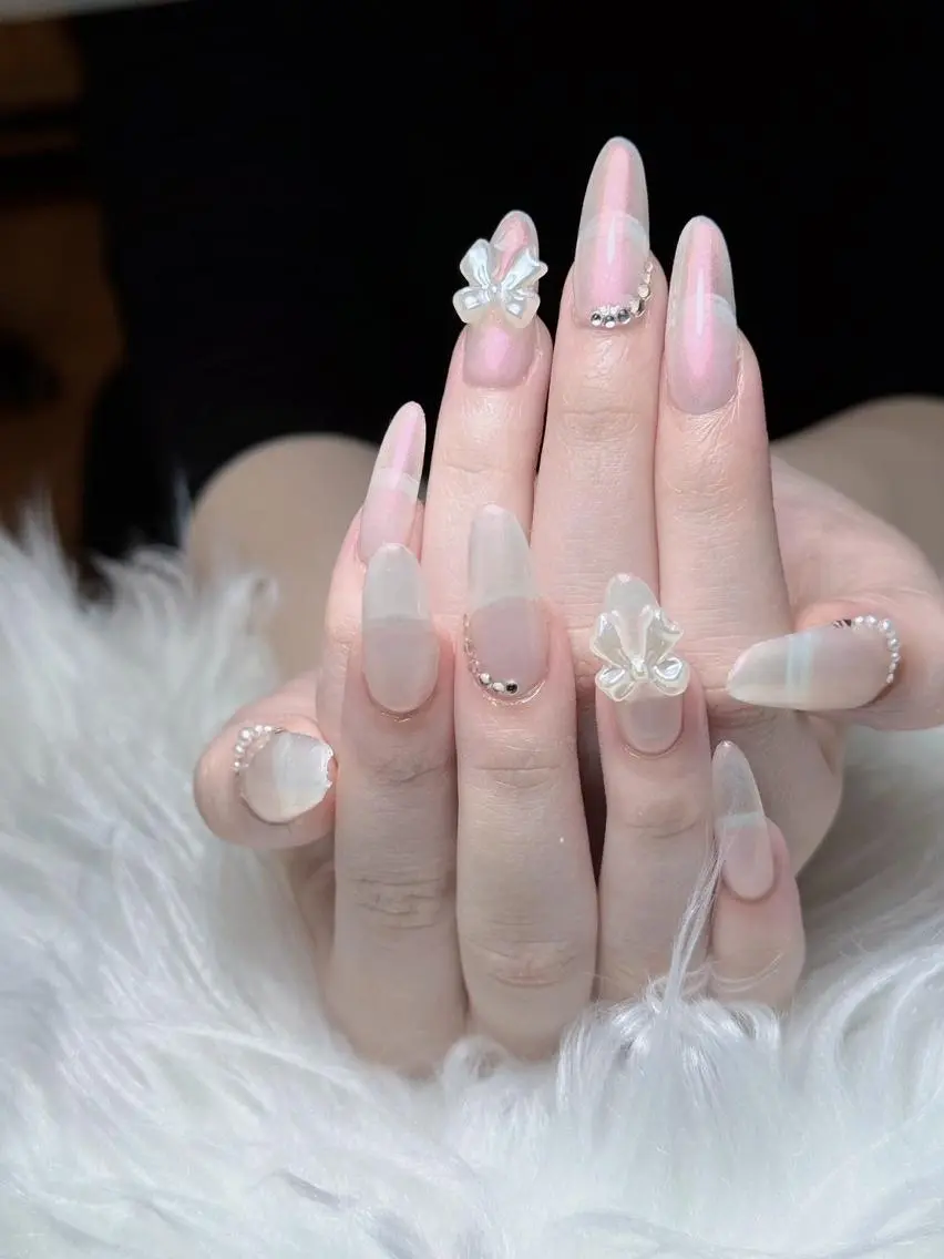 ネイル ハンドネイル 🩵Yun nail Salon 🩵のネイルデザイン