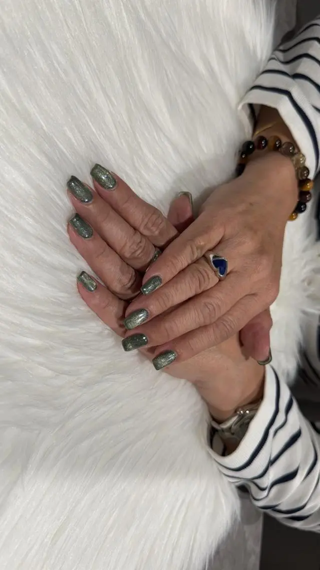 ネイル グリーン ラメ(グリッター) マグネットネイル ハンドネイル Nail Salon Lindaのネイルデザイン