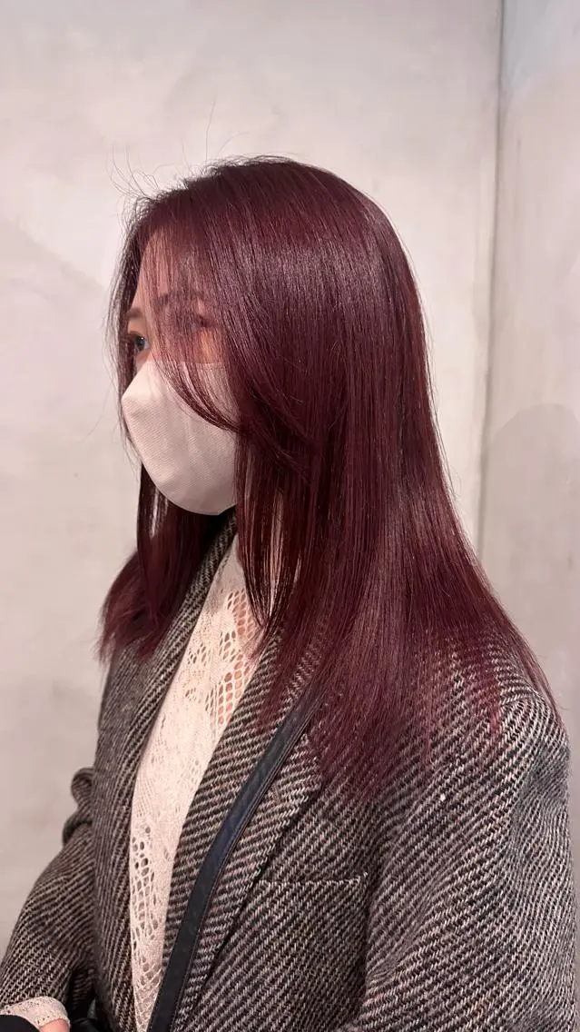 セミロング カラー ブリーチ ピンクカラー バイオレットカラー バイオレットピンク Yuki☺︎パーマ レイヤーカットのヘアスタイル