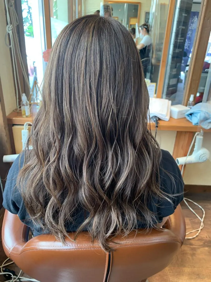 カラー パーマ ヘアアレンジ メンズ キッズ ネイル マツエク・マツパ 髪質改善 艶髪🔵フセナオヤのヘアスタイル