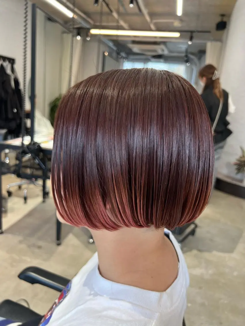 ショート カラー ブラウンカラー ピンクカラー ピンクブラウン オタク特化美容師💟 チバコナツのヘアスタイル