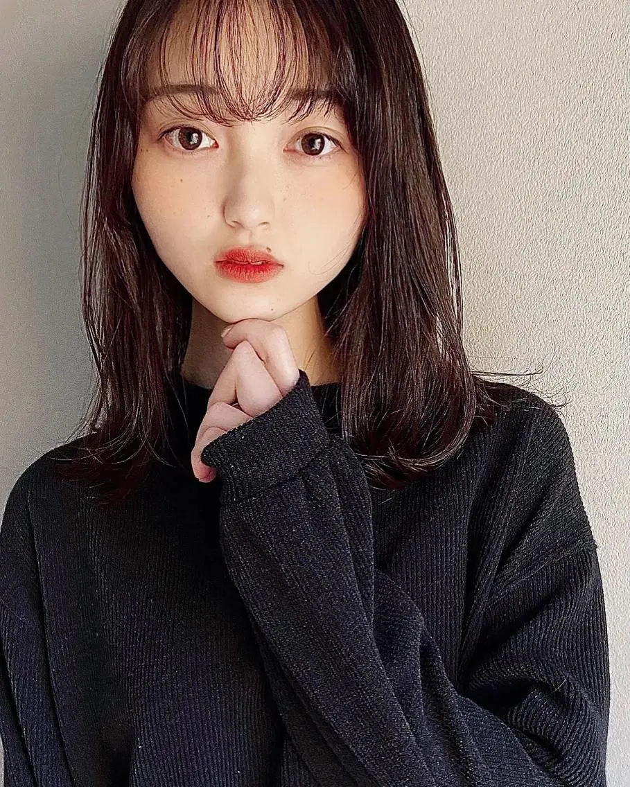 ミディアム パーマ 縮毛矯正 moanin モーニンのヘアスタイル