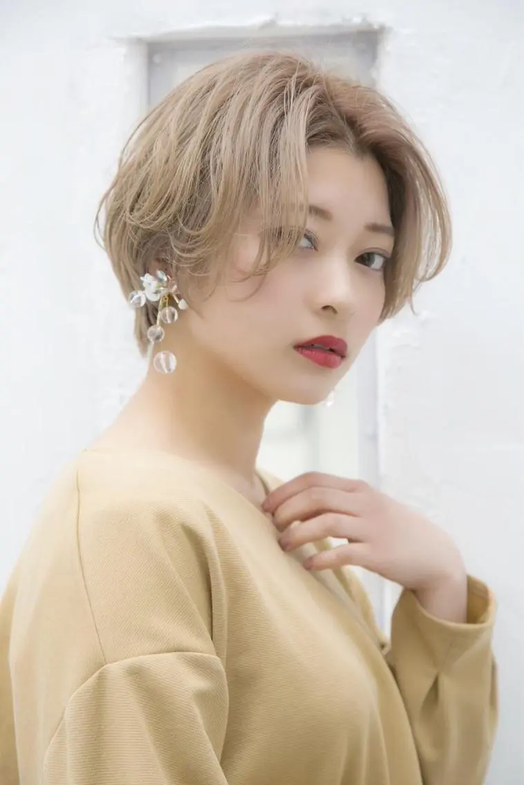 ショート カラー 仙台Ｉ韓国レイヤー Ｉ髪質改善Ｉ伊藤拓海のヘアスタイル