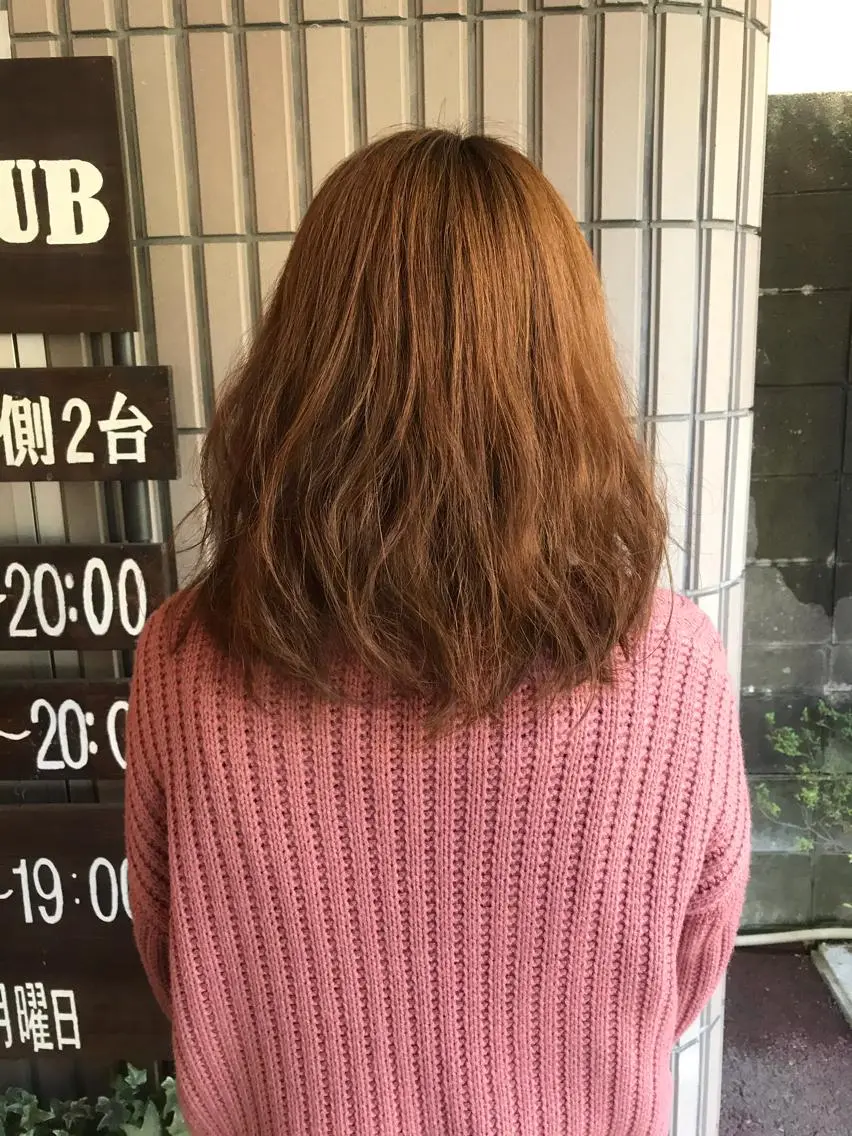 セミロング 時久 葵のヘアスタイル