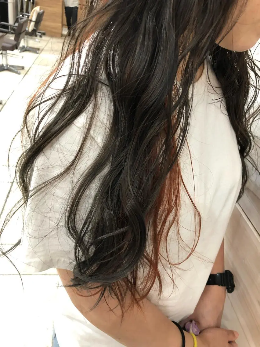 ロング カラー ヘアカラー ○HITOMI ○のヘアスタイル