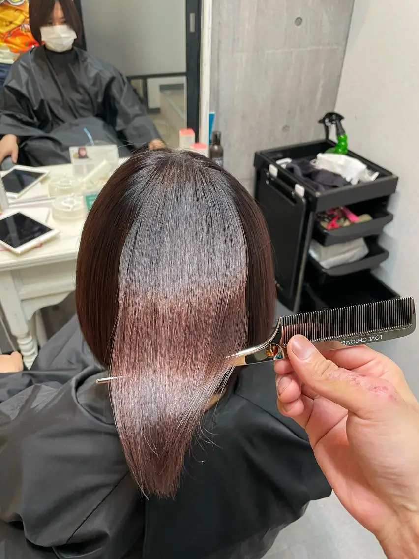 ミディアム カット ヘアカラー 縮毛矯正 トリートメント 断られる髪に答えを ♣️井上秀樹♠️のヘアスタイル