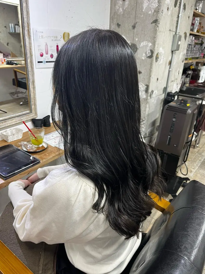 ロング カット ヘアカラー トリートメント かめい りなのヘアスタイル