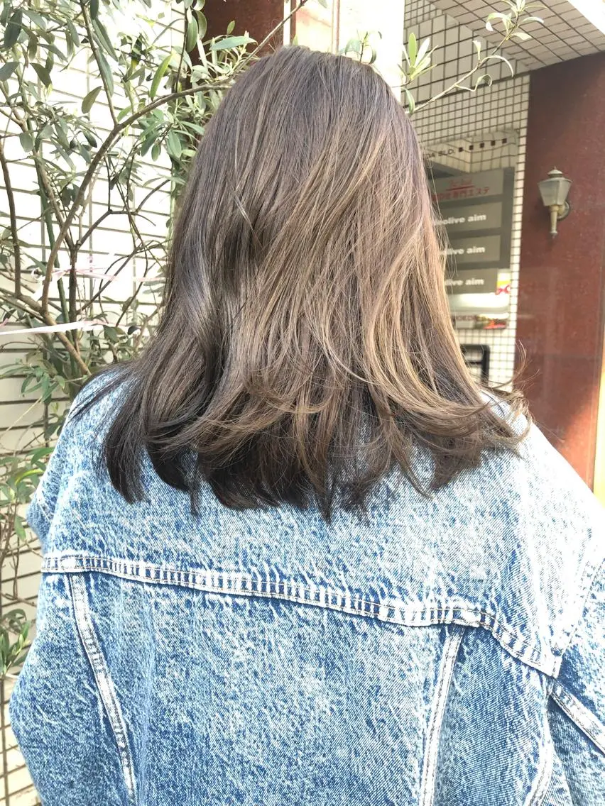 セミロング カラー 透明感カラー カット ヘアカラー トリートメント ヘアセット 🌷ボブ/髪質改善 ストレートのヘアスタイル