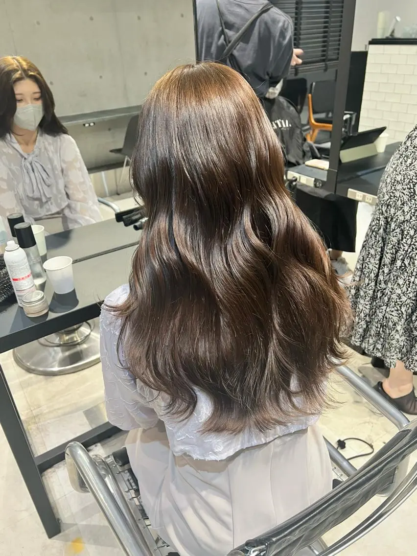 ロング カラー カット ヘアカラー トリートメント 赤みゼロ/透明感 カラー🌿KANTAのヘアスタイル