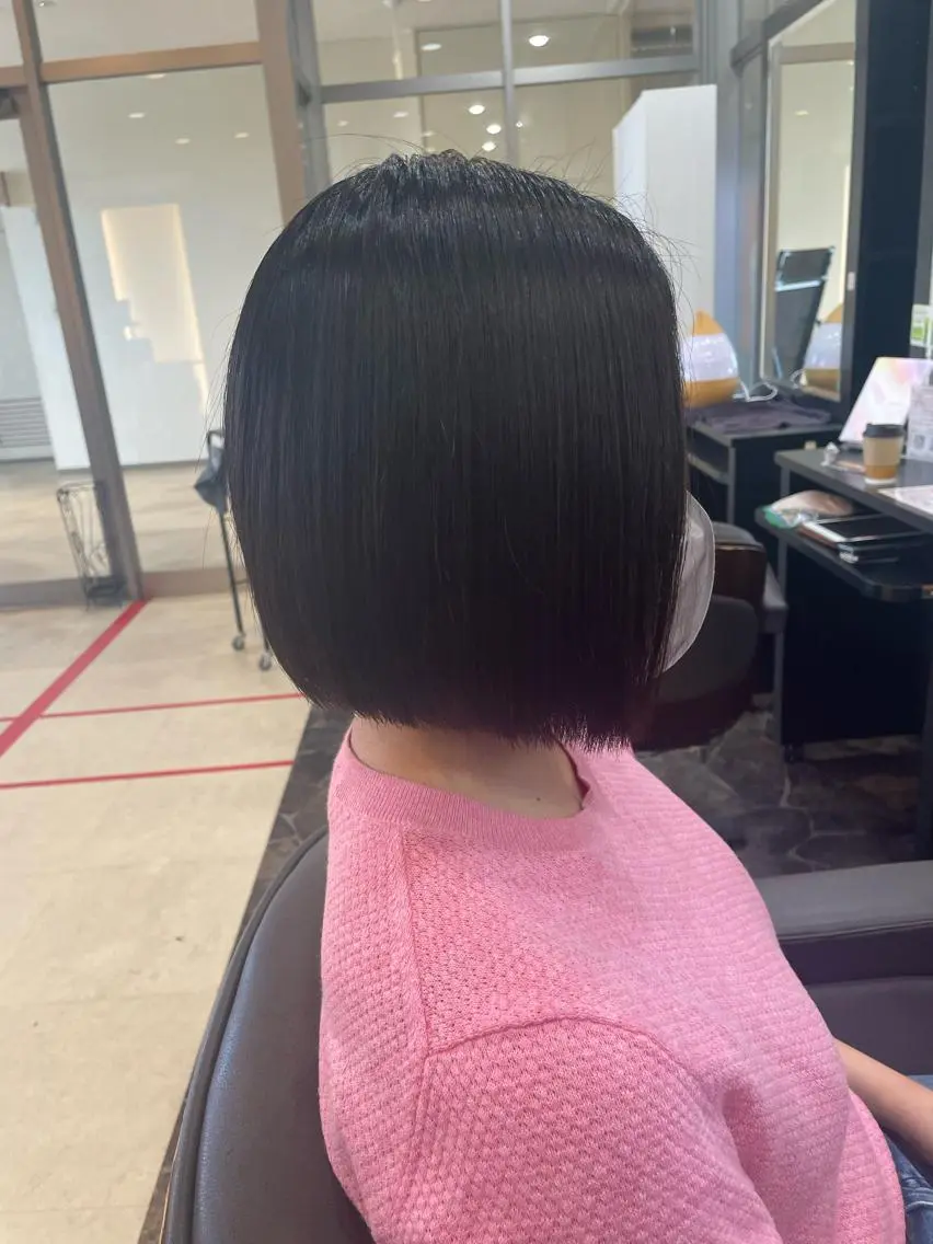 ミディアム ボブ 中尾 唯音名のヘアスタイル
