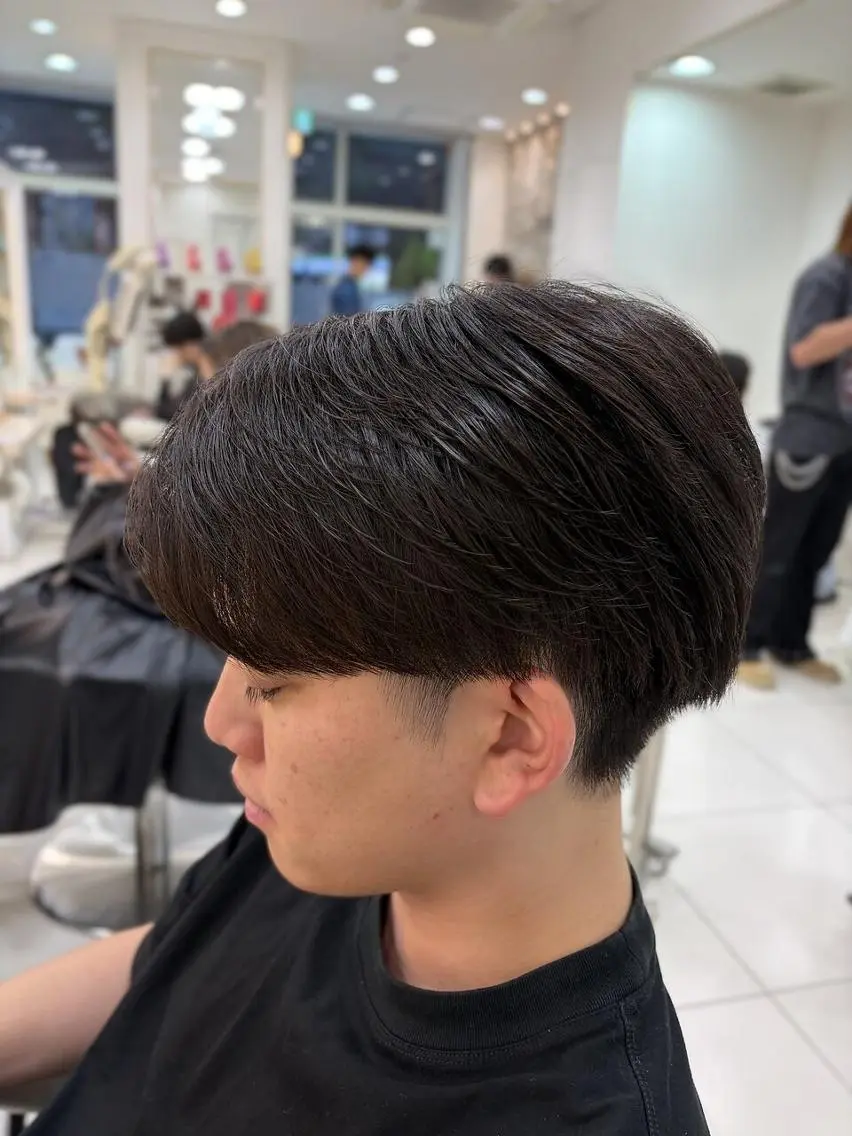 メンズ カット 縮毛矯正 ✨圧倒的ツヤ髪✨ 縮毛矯正👑間宮👑のヘアスタイル