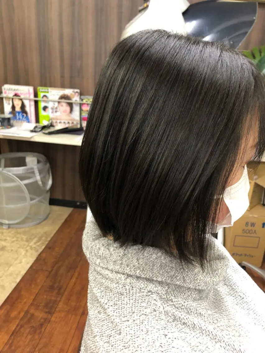 ミディアム 縮毛矯正 キセ ワカナのヘアスタイル