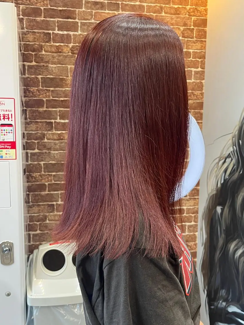 セミロング カラー パーマ ヘアアレンジ メンズ キッズ ネイル マツエク・マツパ アイブロウ メンズハイライト メンズパーマ セミロングパーマ ブラウンカラー ケアカラー 久木原 ゆりのヘアスタイル