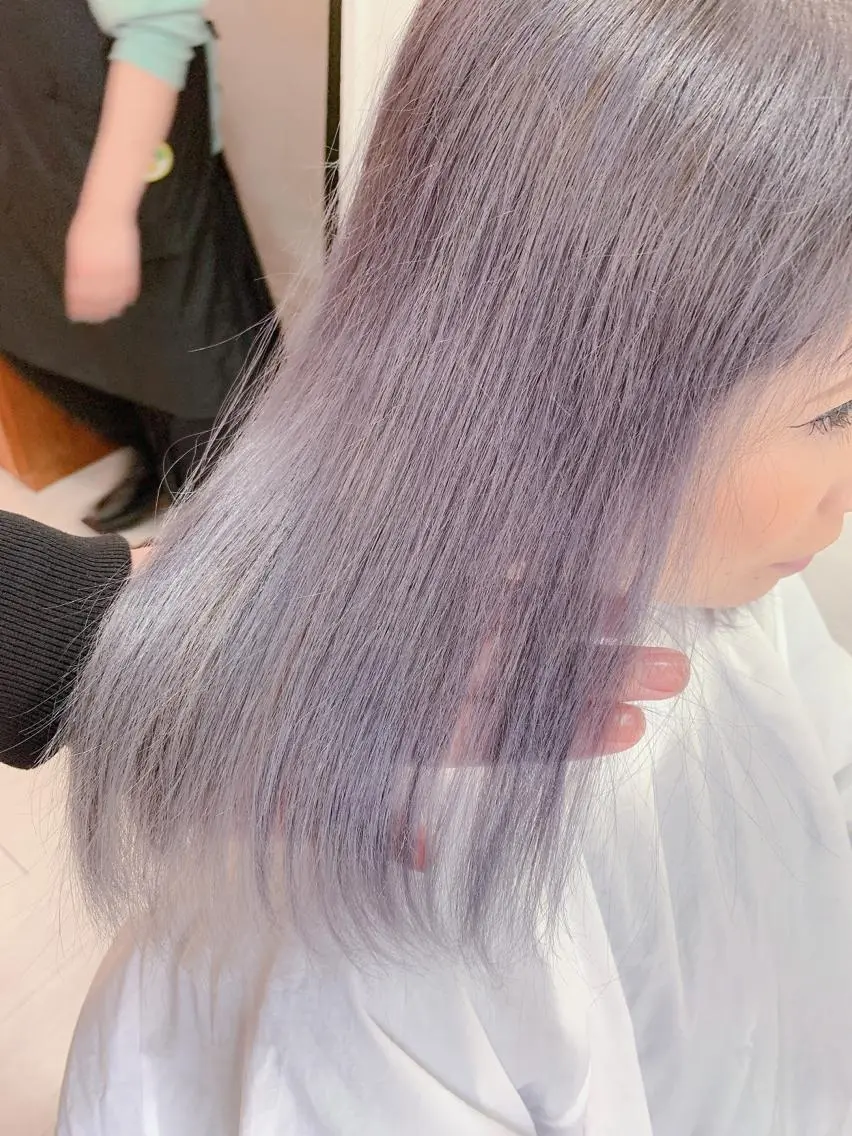 ミディアム カラー ブリーチ ラベンダーカラー BOX mico.のヘアスタイル