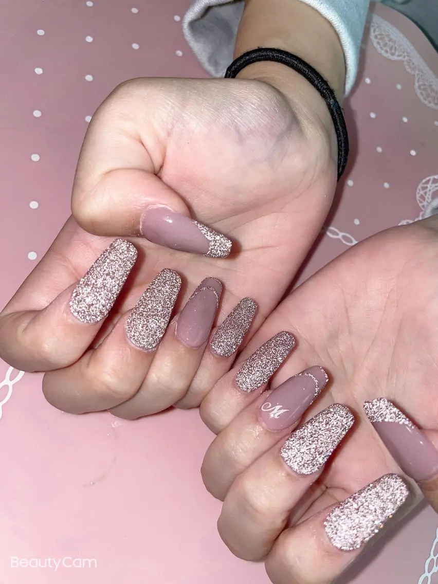 セミロング ネイル フラッシュネイル ハンドネイル 《LB》ラブリエ Nail&eyeのマツエク・マツパデザイン