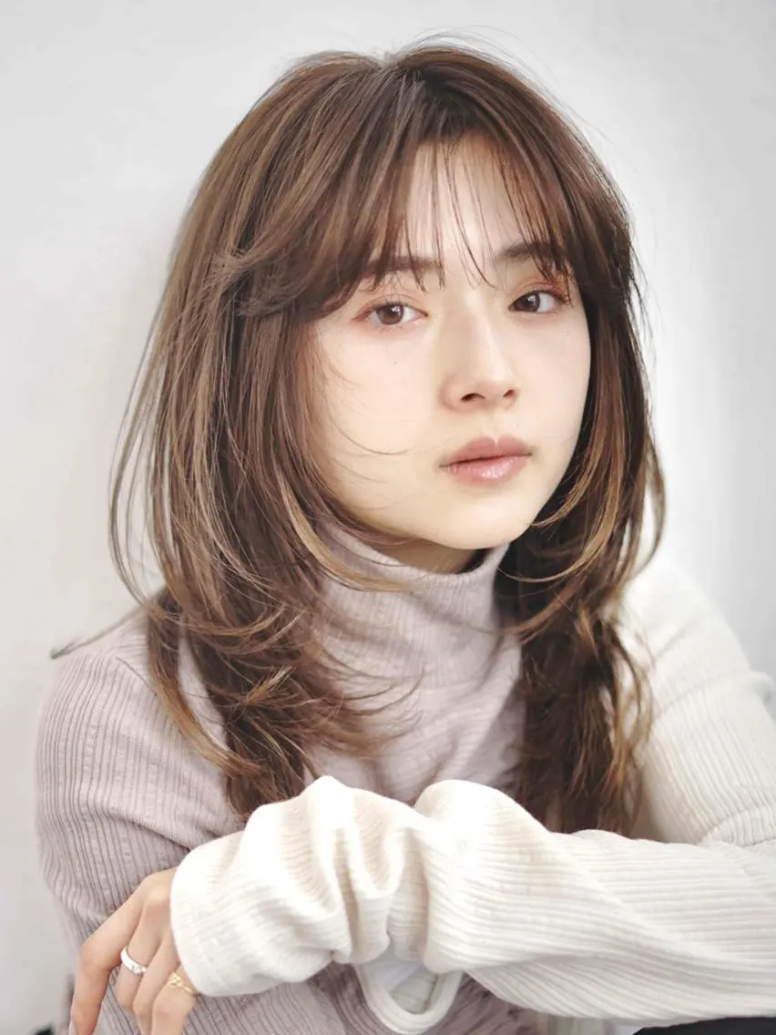 セミロング カラー ショートボブ ハイライトカラー ボブ 顔まわりレイヤー ハッシュカット 前田 裕介のヘアスタイル