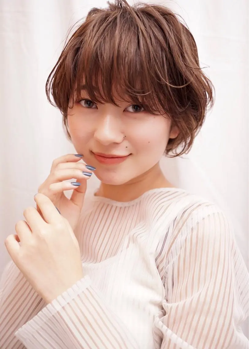 ショート カラー カット ヘアカラー 佐藤 花帆のヘアスタイル