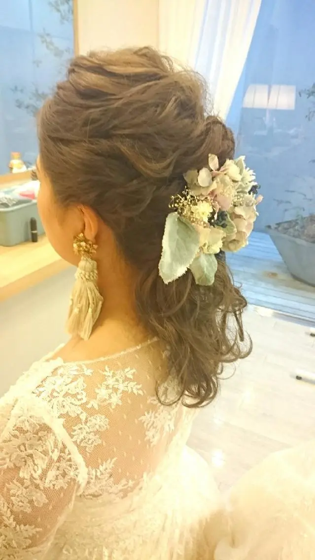 ヘアアレンジ 結婚式・ブライダル Le Lien カジのヘアスタイル