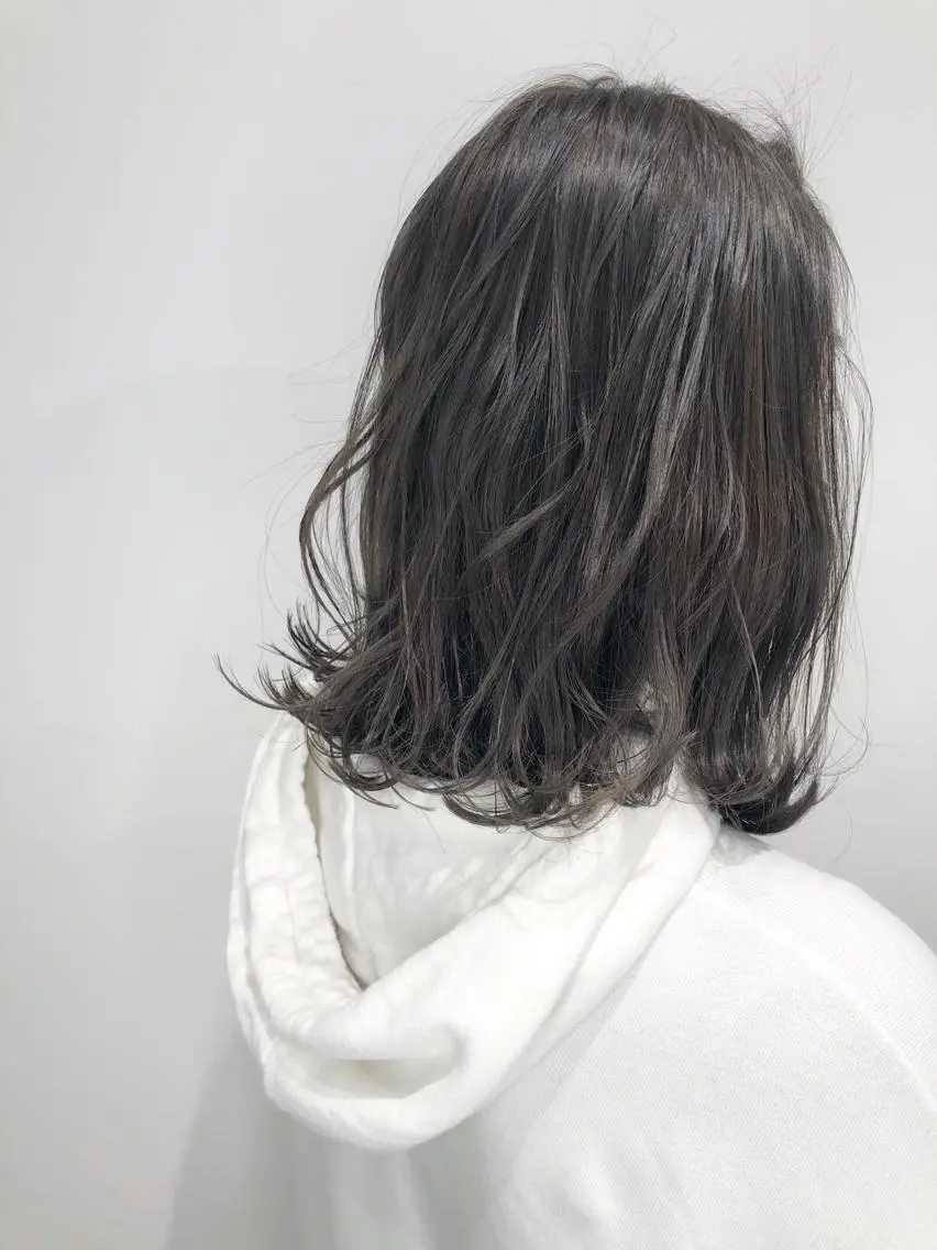ミディアム ボブ 🌙HIZUKI🌙 ハイトーン 艶髪のヘアスタイル