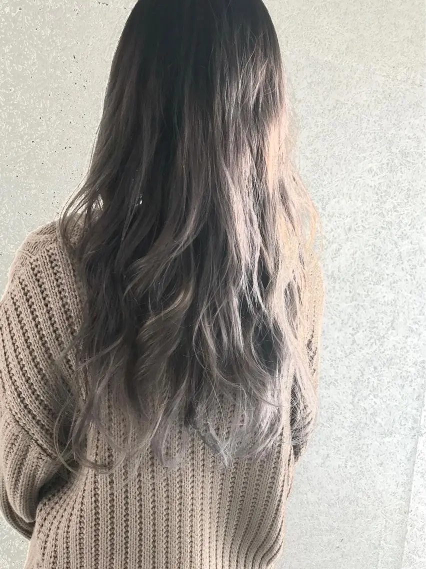 ロング カラー KOOKI スティードトーキョーのヘアスタイル