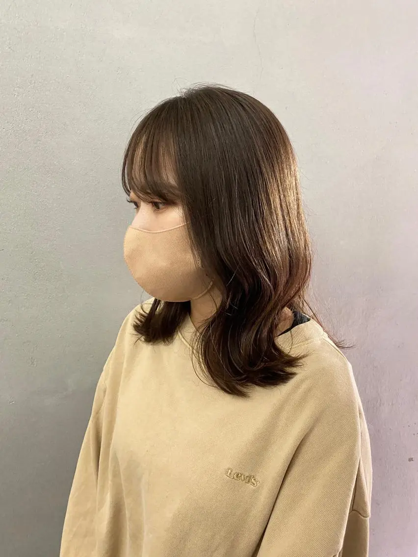 ミディアム カラー グレージュ とびまつ /ショート/脱白髪染のヘアスタイル