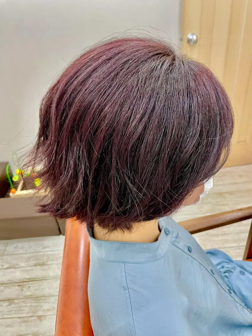 ショート カラー ブリーチ ブリーチなしカラー ピンクカラー 村山 かほのヘアスタイル