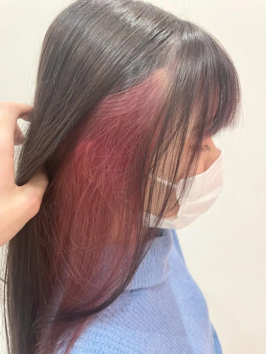 セミロング カラー インナーカラー 韓国風ハッシュカット 似合わせレイヤー池袋のヘアスタイル