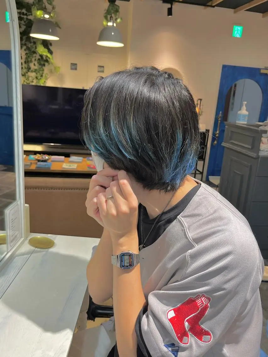 ショート カラー メンズ メンズブリーチ ブリーチ ブルーカラー 🫟メンズスタイル 特化型マナ🫟のヘアスタイル