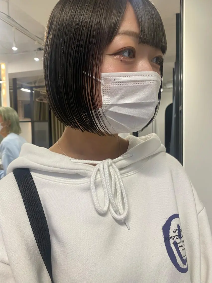 ショート カラー カット ヘアカラー トリートメント センターパート/ レイヤー/ayuのヘアスタイル