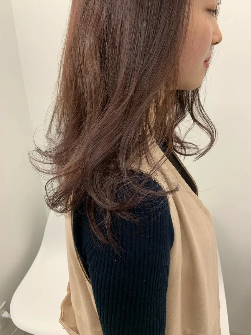 セミロング e rikaのヘアスタイル