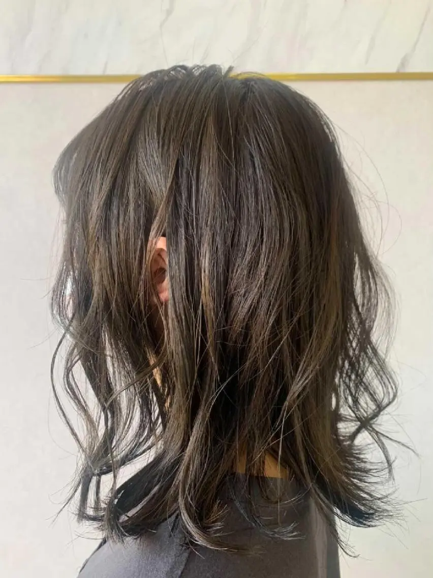 ミディアム カラー ヘアアレンジ EARTH所沢店長 髪質改善 岡本 勇人のヘアスタイル