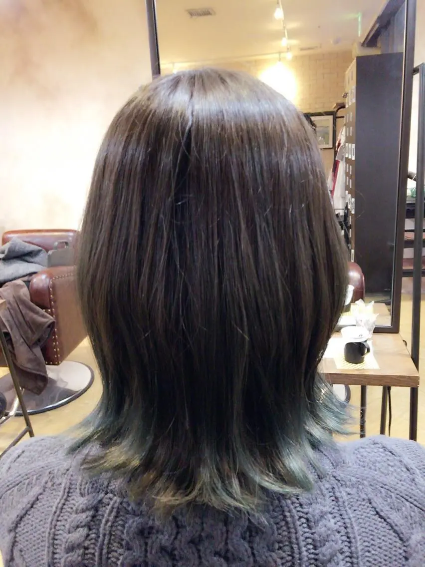 ミディアム アッシュ カット ヘアカラー トリートメント siki. 石渡のヘアスタイル