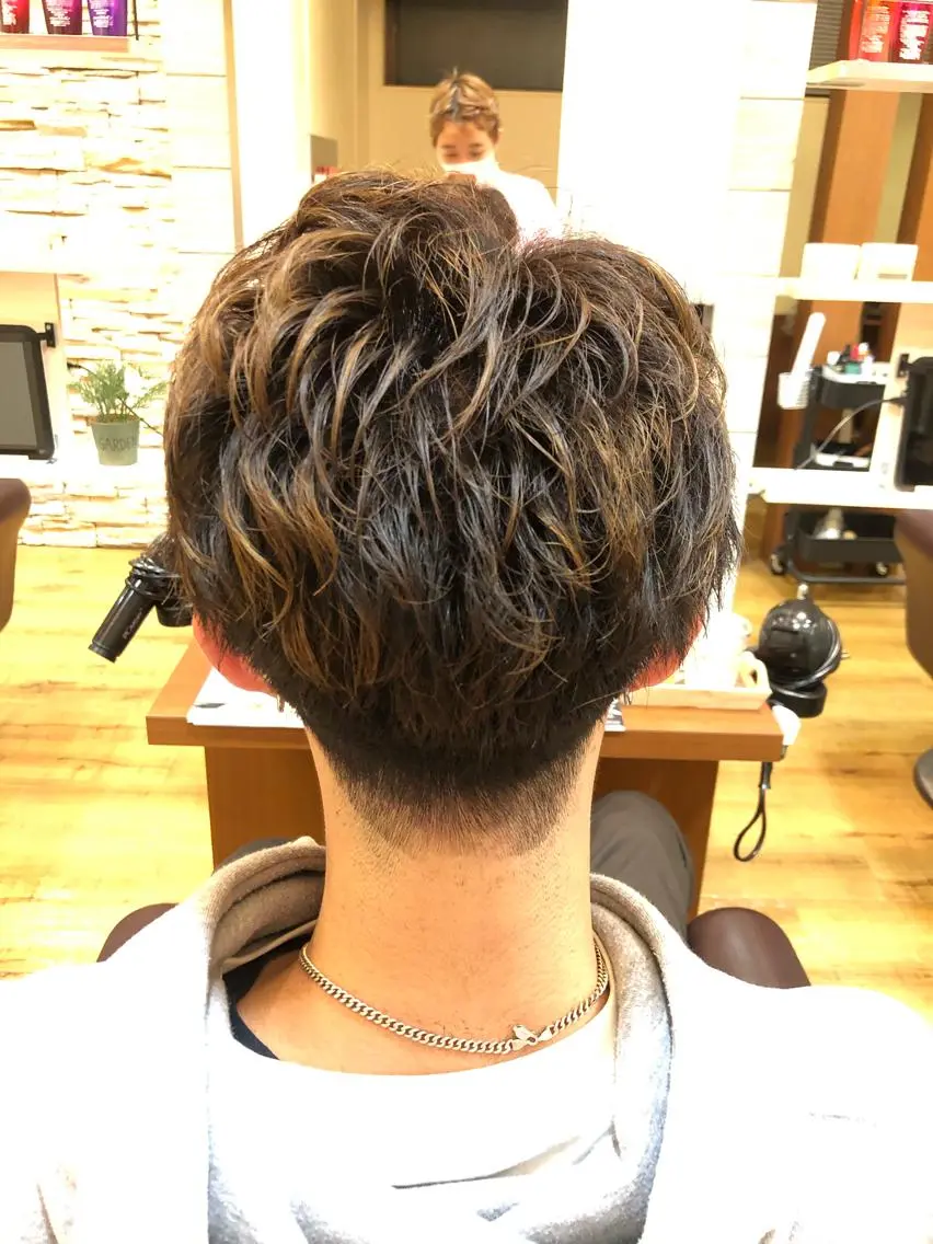 パーマ メンズ 本多 美羽のネイルデザイン