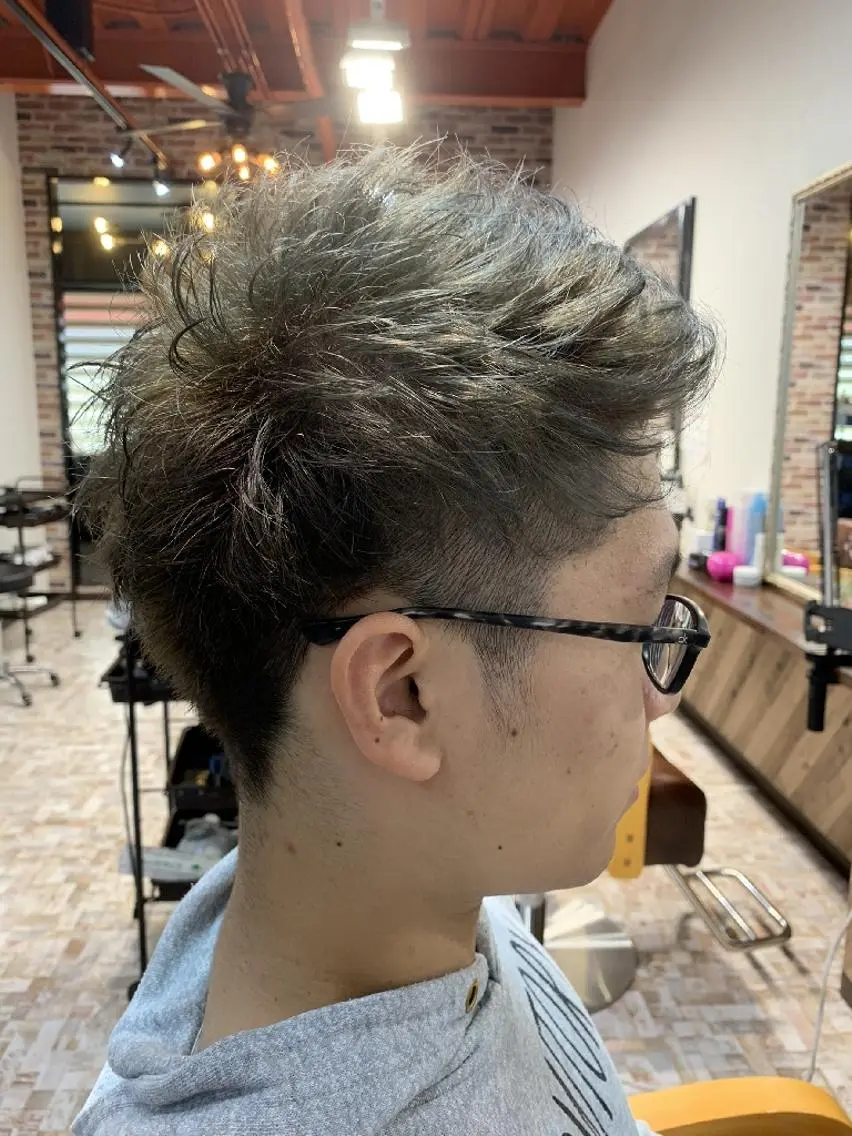 ショート カラー メンズ カット ヘアカラー matilda hair Men'sのヘアスタイル