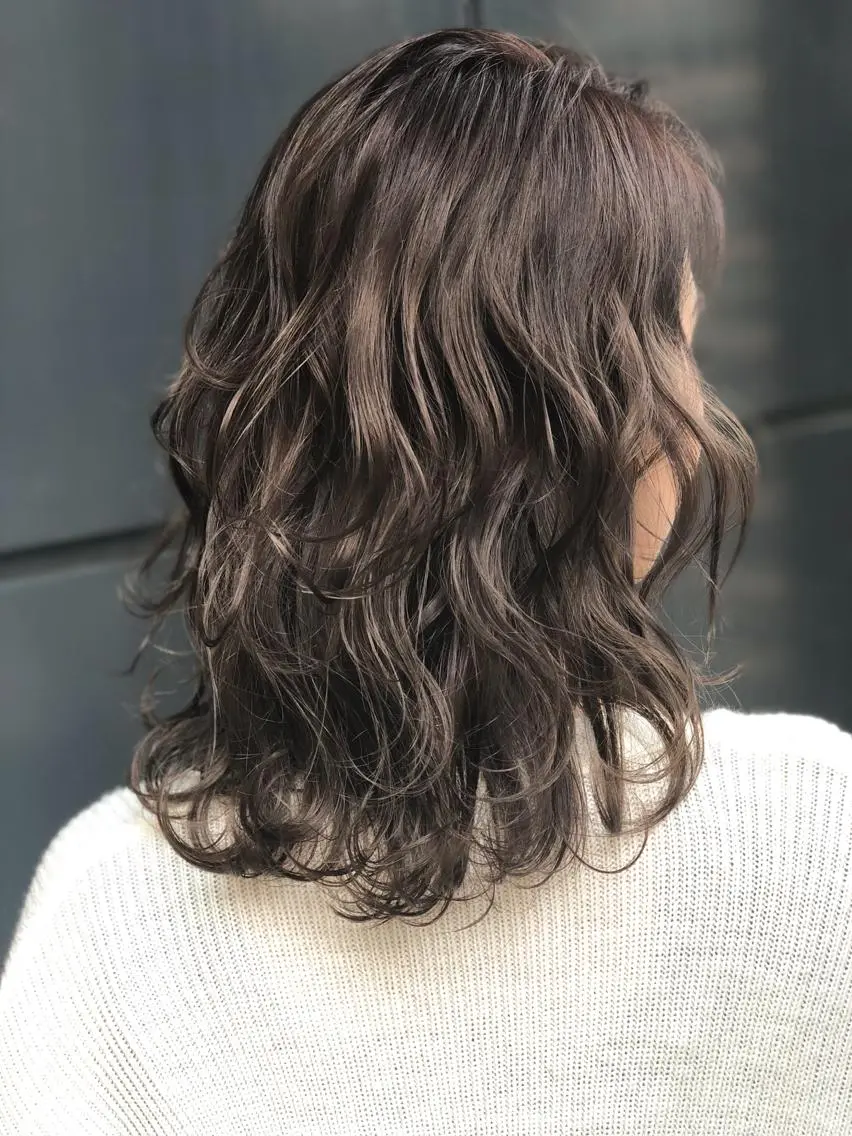 ミディアム カラー ダークグレー ダークグレージュ グレージュ ヘアカラー 🧡ショートの達人 🧡SHOのヘアスタイル