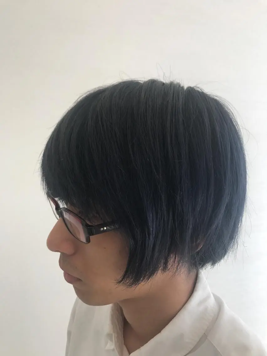 カラー メンズ ブルーカラー ブルージュ 星野 慎也のヘアスタイル