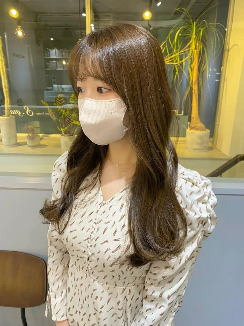 セミロング カラー きよはらちさき🍑 柔らかカラー🌱🫧のヘアスタイル