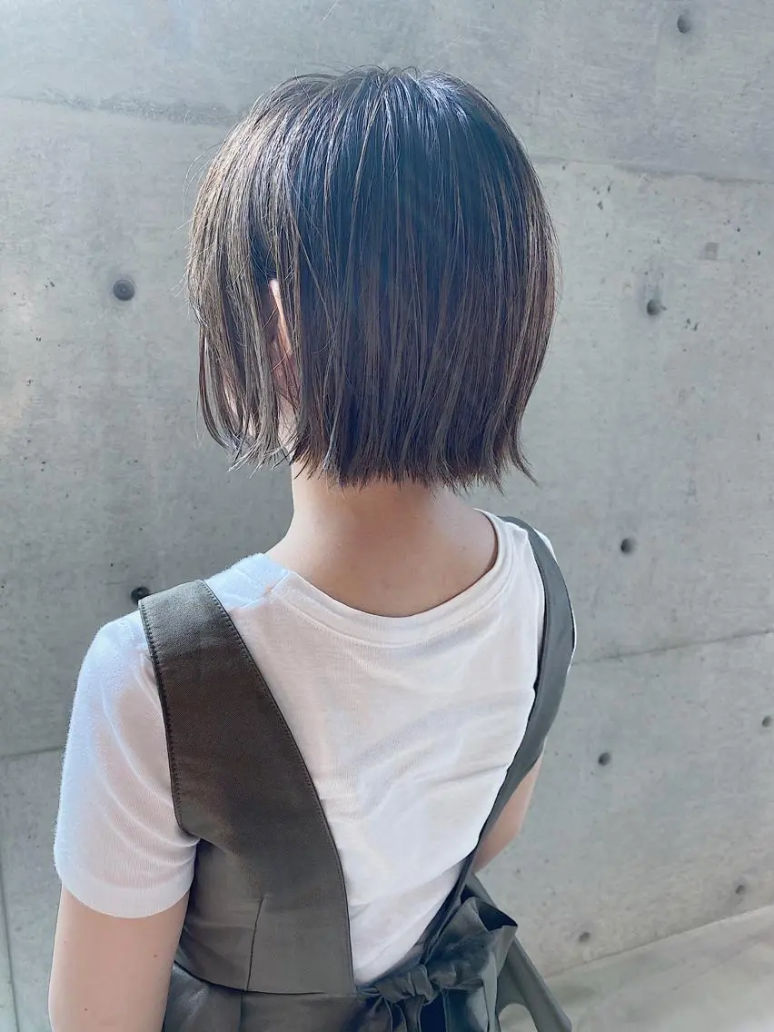 ショート ボブ カット son hair HIROEのヘアスタイル