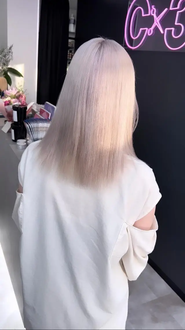 ミディアム ヘアカラー トリートメント Uno. 本気で ヘアに悩む方へ✨のヘアスタイル