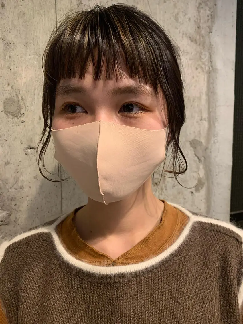 ミディアム オン眉 ブリーチなしWカラー /地毛風/小林凪沙のヘアスタイル
