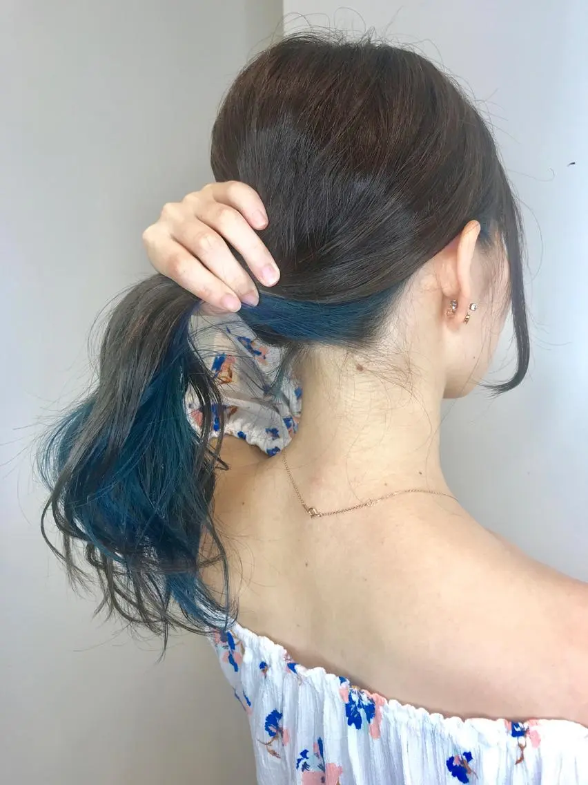 セミロング カラー ブルーカラー カット ヘアカラー トリートメント インナーエクステ渋谷 🦋KAJIのヘアスタイル