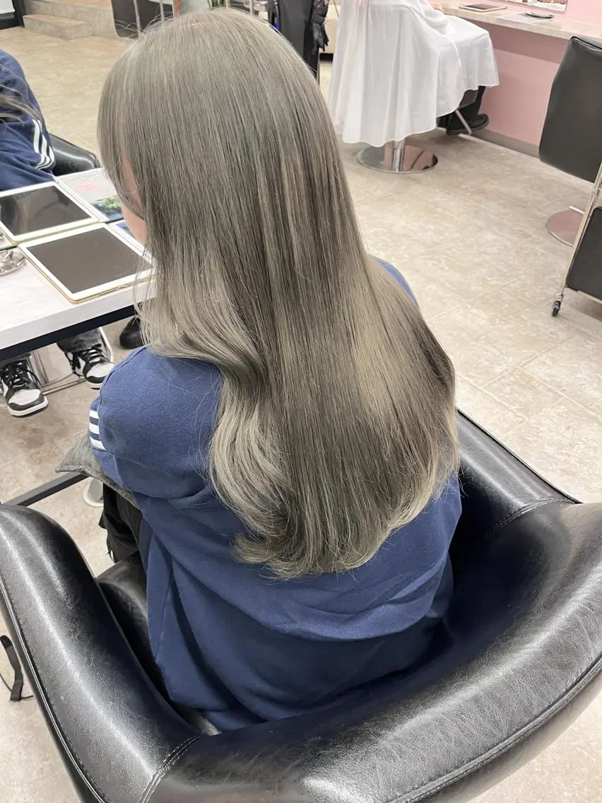 カラー カット ヘアカラー MATTY yoshika 🐻のヘアスタイル