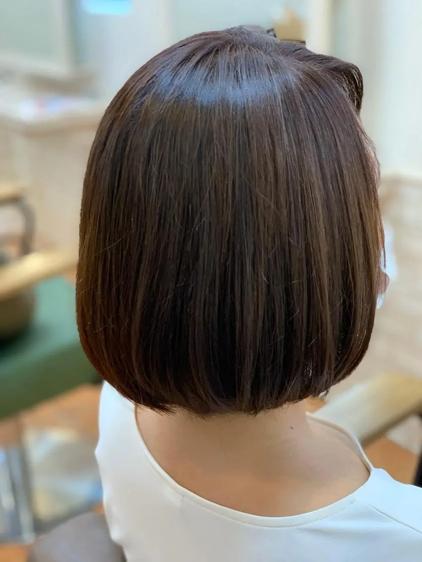 ショート ボブ 小顔カット トリートメント カット ヘアカラー カットが得意✨ 川元裕範（ヒロノリ）のヘアスタイル