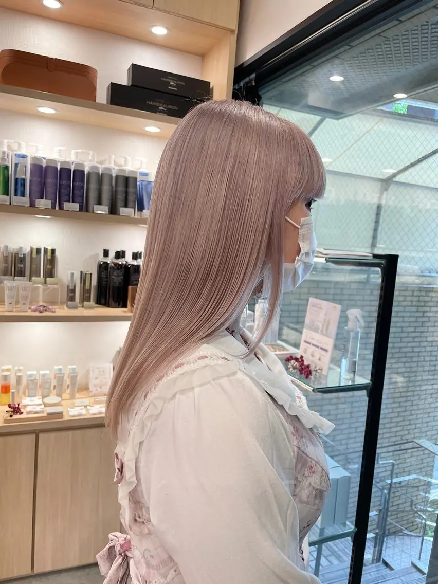 ロング カラー ベージュカラー ホワイトベージュ ヘアカラー トリートメント 城 健太郎 💎ハイトーンのヘアスタイル